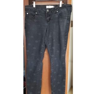 Torrid kiss print black mid rise jeans